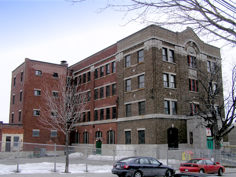 1915